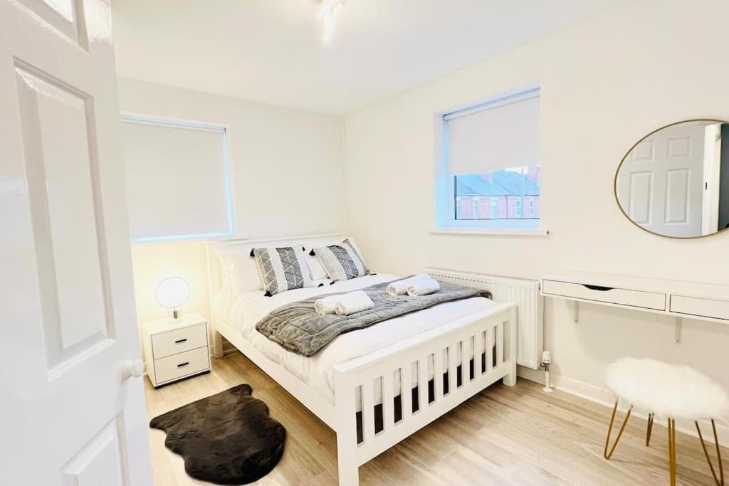 New Fully Furnished Cosy Home Balderton Zewnętrze zdjęcie